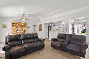 13132 Heather Dr, Waterford, CA 95386 - Photo 10