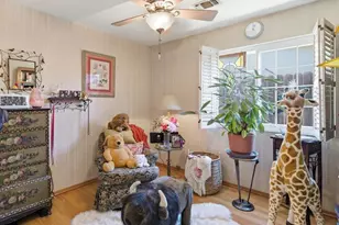 9284 Linda Rio Dr, Sacramento, CA 95826 - Photo 26