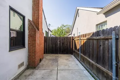 2100 36th Street, Sacramento, CA 95817 - Photo 34