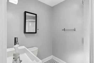 2100 36th Street, Sacramento, CA 95817 - Photo 32