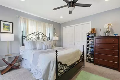 4623 Hazelwood Avenue, Sacramento, CA 95821 - Photo 28