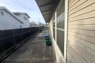 2111 E Hazelton Ave, Stockton, CA 95205 - Photo 26