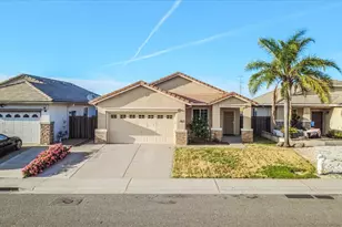 7766 Dersingham Dr, Sacramento, CA 95829 - Photo 2