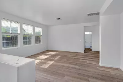 2385 S Rock Creek Drive, Los Banos, CA 93635 - Photo 2