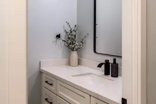 Elite Dr, Sacramento, CA 95823 - Photo 36