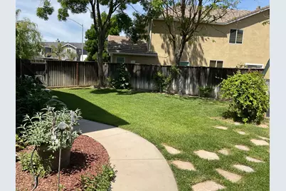 1880 Lane Court, Los Banos, CA 93635 - Photo 32