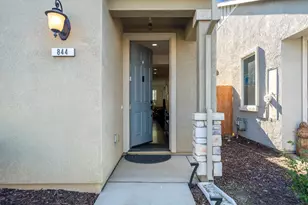 844 Castellona Dr, Newman, CA 95360 - Photo 4