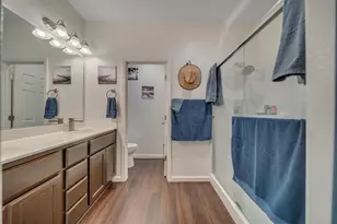 844 Castellona Dr, Newman, CA 95360 - Photo 14
