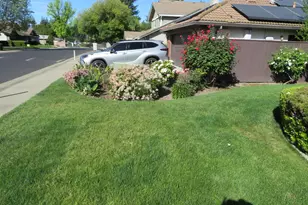 563 Rivergate Way, Sacramento, CA 95831 - Photo 4