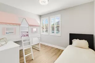 8817 Piano Cir, Elk Grove, CA 95757 - Photo 32