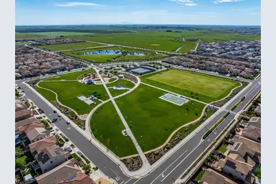 8817 Piano Cir, Elk Grove, CA 95757 - Photo 68