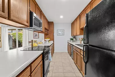 2640 Lincoln Blvd, Tracy, CA 95376 - Photo 12