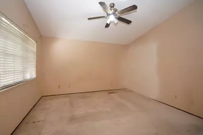 935 Sunwood Way, Sacramento, CA 95831 - Photo 18