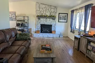 6949 Eric Ln, Wheatland, CA 95692 - Photo 12