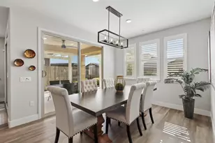 9068 Pomeroy Ln, El Dorado Hills, CA 95762 - Photo 14