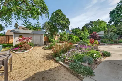 5525 Kenneth Avenue, Carmichael, CA 95608 - Photo 28