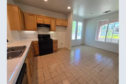 2368 Portola Street, West Sacramento, CA 95691 - Photo 20