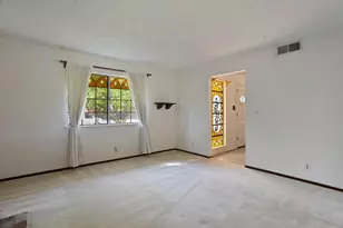 8961 La Riviera Dr, Sacramento, CA 95826 - Photo 6