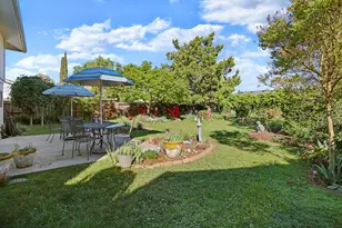 8961 La Riviera Dr, Sacramento, CA 95826 - Photo 22