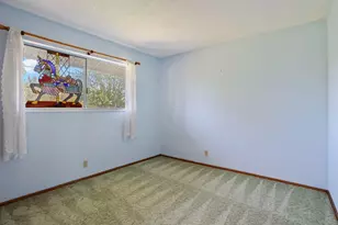 8961 La Riviera Dr, Sacramento, CA 95826 - Photo 20