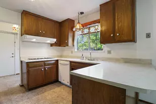 8961 La Riviera Dr, Sacramento, CA 95826 - Photo 12