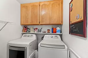 1827 Groveview Way, Tracy, CA 95376 - Photo 24