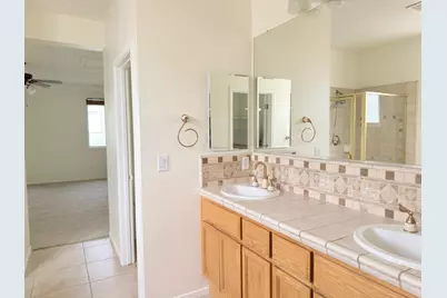 1463 Estrella Way, Turlock, CA 95382 - Photo 24