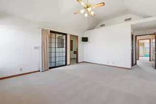 7351 Perera Cir, Sacramento, CA 95831 - Photo 32