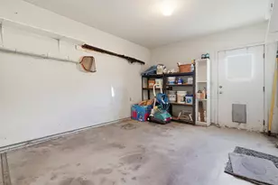 7351 Perera Cir, Sacramento, CA 95831 - Photo 54