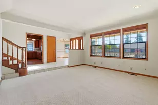 7351 Perera Cir, Sacramento, CA 95831 - Photo 6