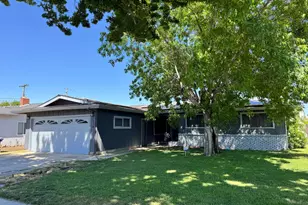 980 Sydney Ln, Merced, CA 95341 - Photo 1