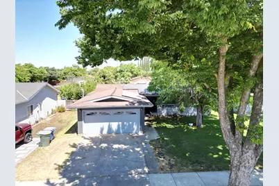980 Sydney Lane, Merced, CA 95341 - Photo 2