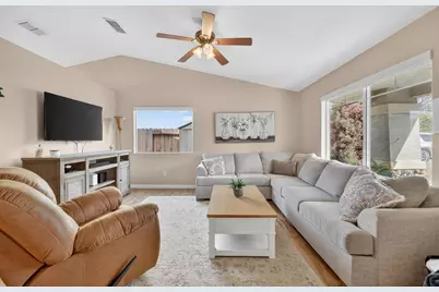 137 Sullivan Way, Wheatland, CA 95692 - Photo 8