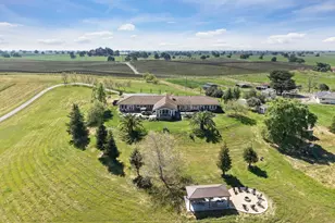 20820 E Acampo Rd, Clements, CA 95227 - Photo 2