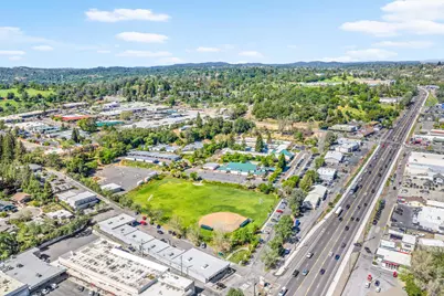 135 Village Lane, Auburn, CA 95603 - Photo 68