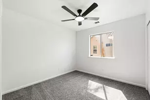 10738 Pleasant Valley Cir, Stockton, CA 95209 - Photo 30