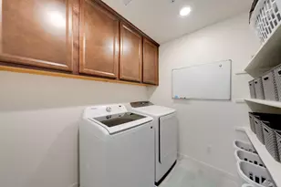 3332 Pruett Dr, Roseville, CA 95747 - Photo 22