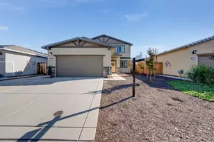 3332 Pruett Dr, Roseville, CA 95747 - Photo 2