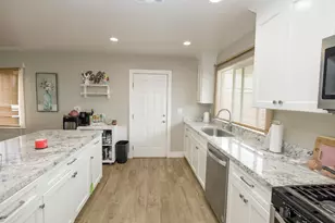 8712 Yosemite Blvd, Modesto, CA 95357 - Photo 12