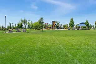10325 Ensemble Wy, Elk Grove, CA 95757 - Photo 38