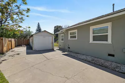 4424 12th Avenue, Sacramento, CA 95820 - Photo 44
