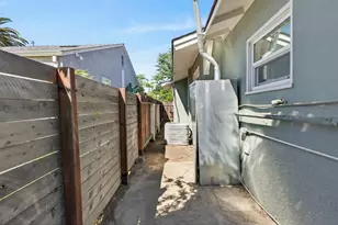 4424 12th Ave, Sacramento, CA 95820 - Photo 36