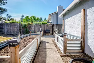 15 Rock Hill Ct, Sacramento, CA 95833 - Photo 44