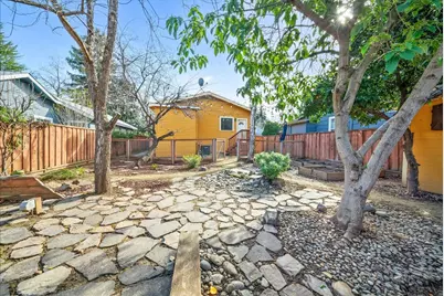 2500 41st Street, Sacramento, CA 95817 - Photo 34