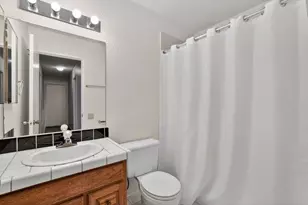 10082 Kern River Ct, Rancho Cordova, CA 95670 - Photo 18