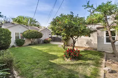 2711 17th Street, Sacramento, CA 95818 - Photo 30