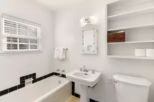 2711 17th St, Sacramento, CA 95818 - Photo 22