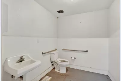 13475 E Highway 88, Lockeford, CA 95237 - Photo 18