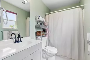 2376 Zinfandel Dr, Livingston, CA 95334 - Photo 18