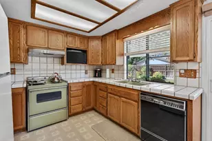 8924 Lanier Way, Sacramento, CA 95826 - Photo 22